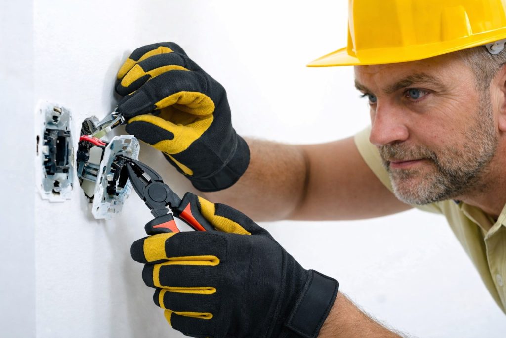 Električarske usluge u Puli i Istri - evoMajstor